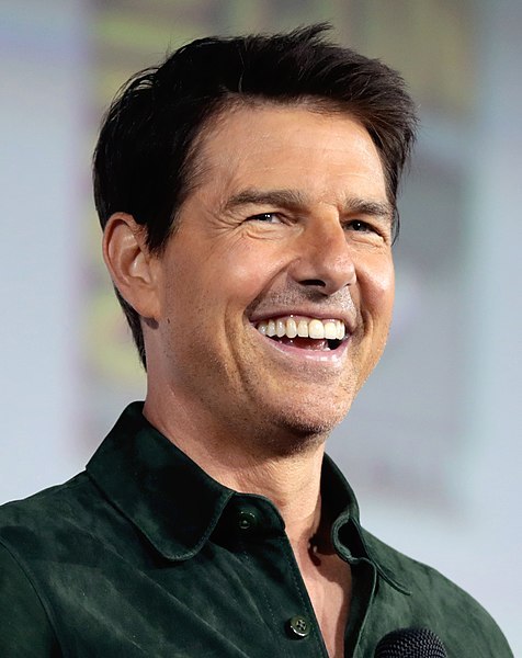 tom cruise is short