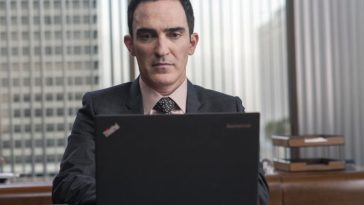 Patrick Fischler punchable face