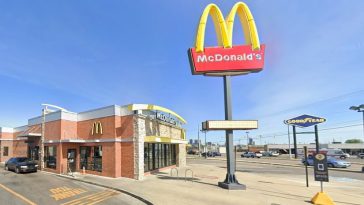 mcdonalds crack pipe