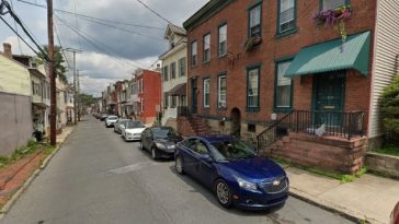 potsville pa naked break in