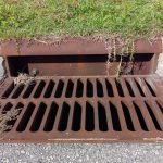 australia man hides in storm drain to evade police