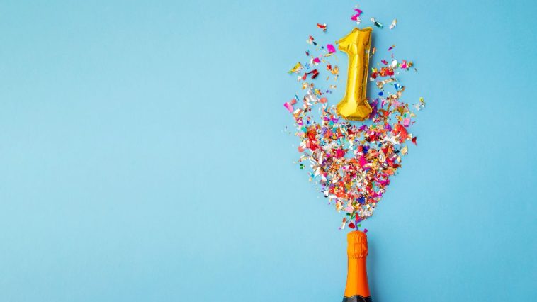 Mom Accidentally Invites All of Her Phone Contacts to Daughter's 1st Birthday Party